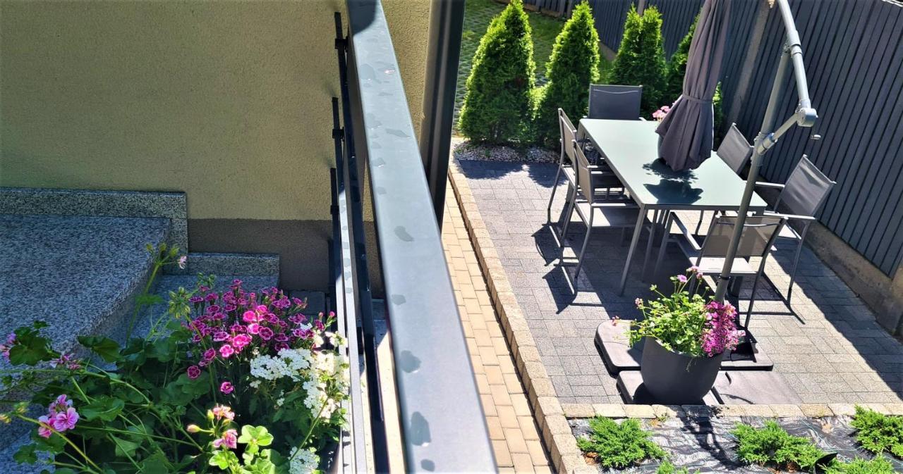 Urabn Apartments Studio With Garden No 2A Chorzow Katowice Free Private Parking, Self Check-In Esterno foto